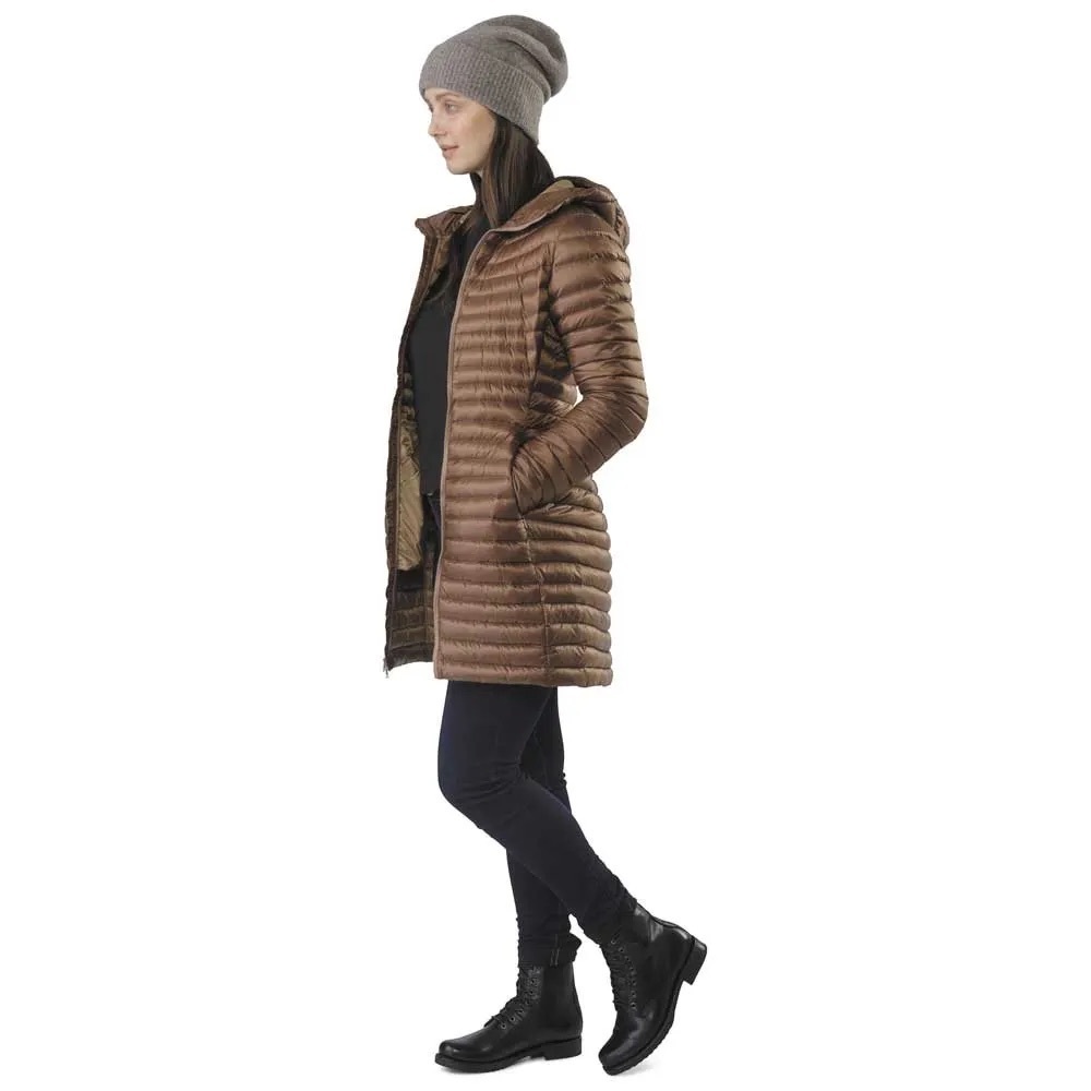Arc’teryx Nuri Coat long down insulated parka